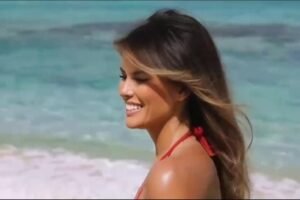 Melania Trump’s BlKlNl Photos That Are lnappropriate Even for grown-ups