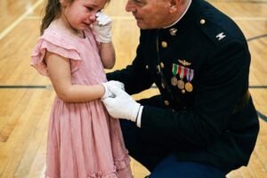 My Daughter Was Laughed at for Standing Alone at the Father-Daughter Dance – Until a Dozen Marines Entered the Gym