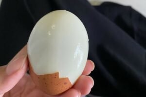 Building Strong Bones for Life: Foods and Habits That Support Healthy Aging