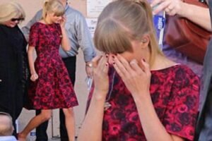 Taylor Swift Announces