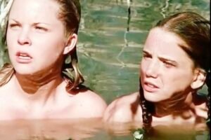 No one noticed this giant blooper in Little House on the Prairie 👀 ❤️ Look closer and check the first comment below 😱👇