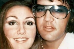 Inside Linda Thompson’s Reflections on Her Time with Elvis Presley