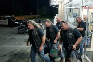 I Thought I Was Watching A Robbery At Three In The Morning And The Store Owner Was Smiling