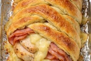 4-Ingredient Chicken Cordon Bleu Crescent Braid