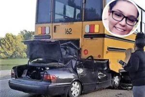 Teen Dies After Slamming Into School Bus, Then Police Find What Was In Her Hand