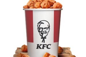 KFC Redefines the Meaning of Always Open by Removing Restaurant Doors, Transforming Entrances into Bold Advertising Statements