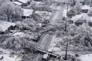 BREAKING: FREEZING RAIN SLAMS …