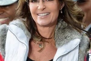 SARAH PALIN EXPOSED THE SHOCKING PUBLIC MISHAP THAT HAS THE INTERNET SPIRALING AND WHAT IT REALLY REVEALS ABOUT THE FORMER GOVERNORS ICONIC RESILIENCE