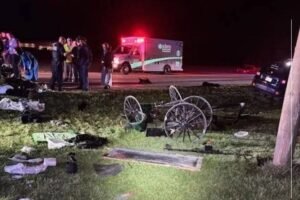 Jeep plows into Amish buggy near Berne — father airlifted, multiple children
