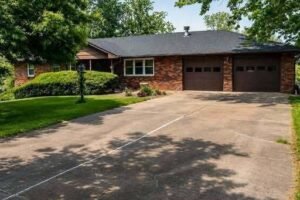 Classic Brick Ranch Home With Walko