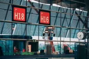 They Took My Plane Seat — So I Quietly Reclaimed the Entire ,000 Trip… and Rearranged My .8M Estate