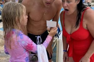 SHE POURED A COCKTAIL ON ME BECAUSE I WAS ‘POOR’—THEN MY DAUGHTER HELD UP THE PHOTO THAT DESTROYED HER MARRIAGE