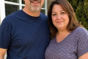 The Dinner Party Revenge: I Used My Husband’s Own Cheating Tool to Humiliate Him in Front of the Whole Neighborhood