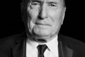 !! The World Says Goodbye To The Actor Behind One of TV’s Most Iconic Characters… See more