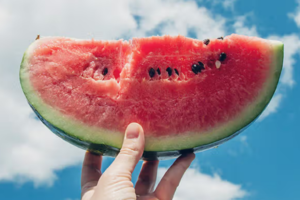 How to Choose a Sweet, Ripe Watermelon: Simple Signs to Look For
