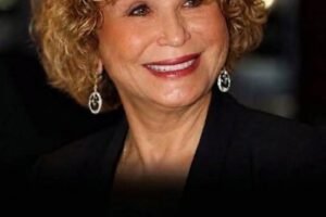 With heavy hearts, we share the sad news of the passing of this beloved actress, who gave us so much throughout her life and career. 💔🌹Full post below….👇